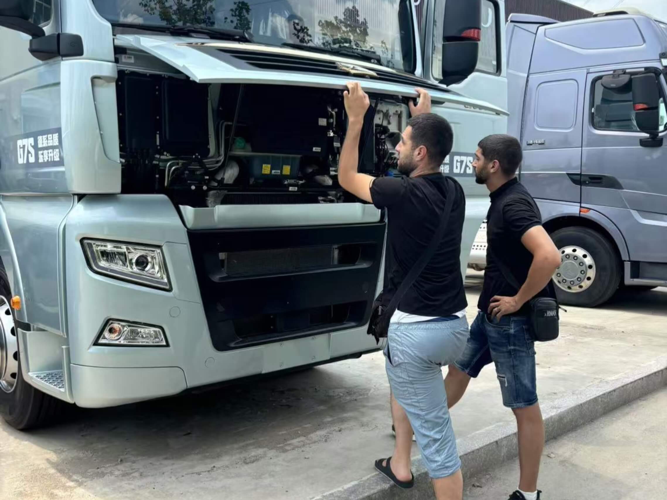 Khách hàng Uzbekistan đến thăm Nhà máy Luyi, trao đổi chuyên sâu và đạt được sự đồng thuận hợp tác