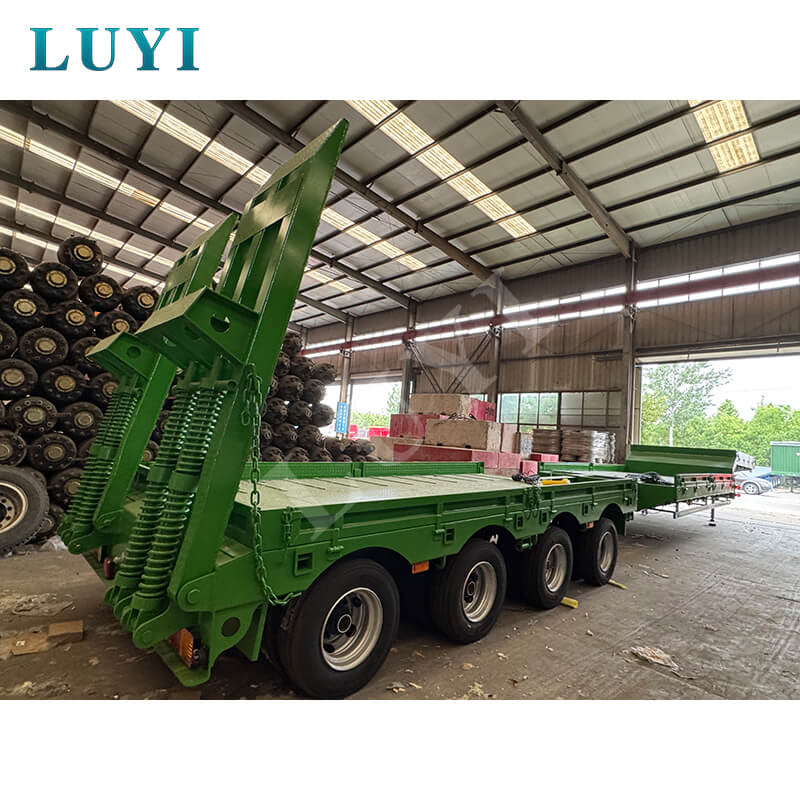 Sơ mi rơ moóc sàn thấp 4 trục Luyi được vận chuyển đến Ecuador, hỗ trợ vận tải hạng nặng cho cơ sở hạ tầng ở Nam Mỹ