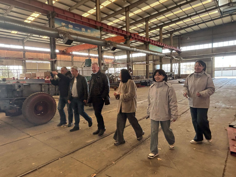 Khách hàng Armenia ghé thăm Luyi! Chung tay mở ra một kế hoạch chi tiết mới cho thị trường nước ngoài,