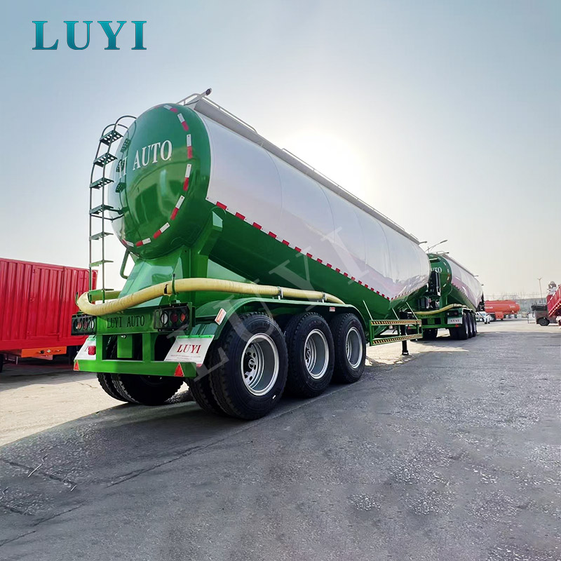 Xe kéo bán thùng chứa bột 3 trục 60m³ dành cho xi măng, tro bay và bột khô số lượng lớn
