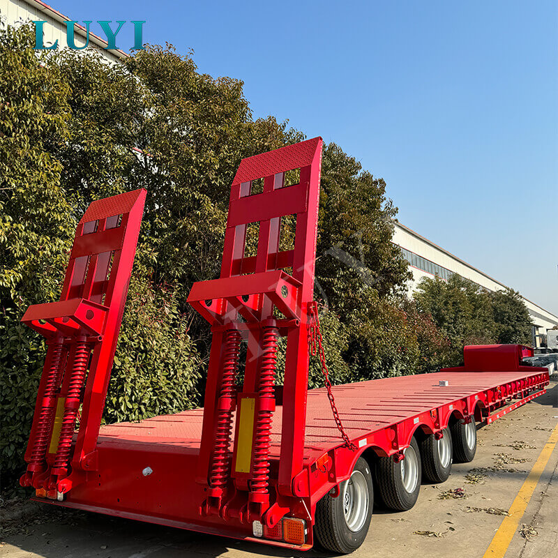 Từ những con đường gồ ghề đến vận chuyển hạng nặng đáng tin cậy: Câu chuyện thành công của xe bán tải rơ-moóc sàn thấp 4 trục 40T tùy chỉnh của Botswana