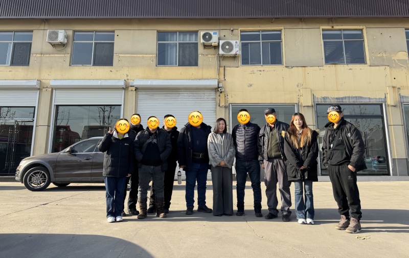 LUYI đã giúp Tập đoàn Hậu cần Kazakhstan nâng cấp Vận tải Hàng hóa xuyên biên giới như thế nào với 5 Rơ moóc có tường bên tùy chỉnh LUYI đã giúp Tập đoàn Hậu cần Kazakhstan nâng cấp Vận tải Hàng hóa xuyên biên giới như thế nào với 5 Rơ moóc có tường bên tùy chỉnh