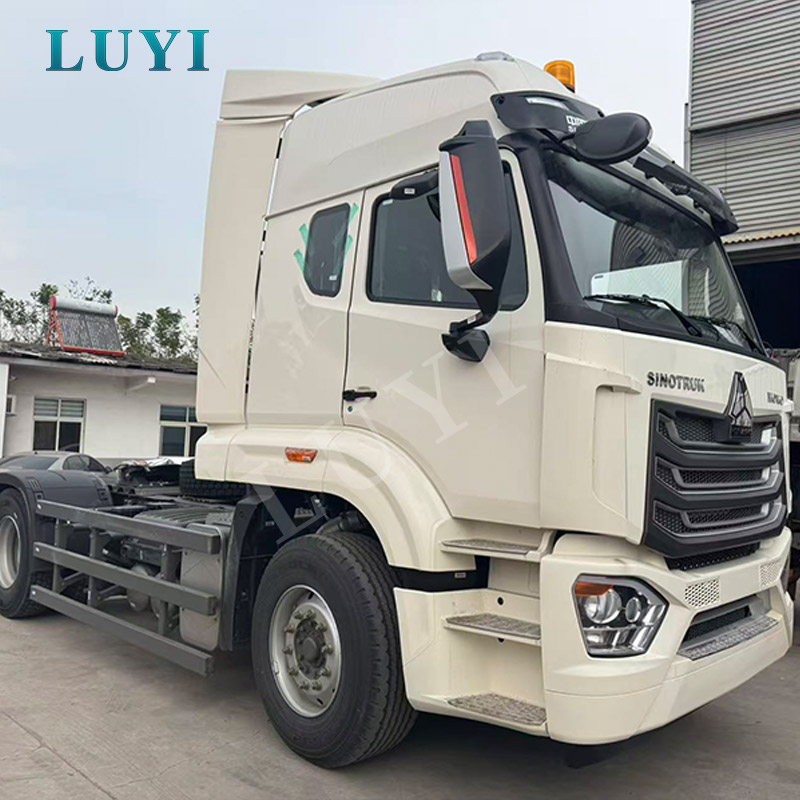 Xe tải rơ moóc Howo NX 380 400 440 4x2 6X4